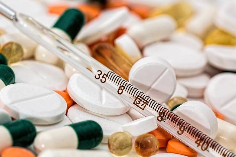 Tindak Tegas Mafia Obat Corona